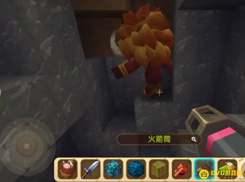 《迷你世界》的投掷野人打法技巧