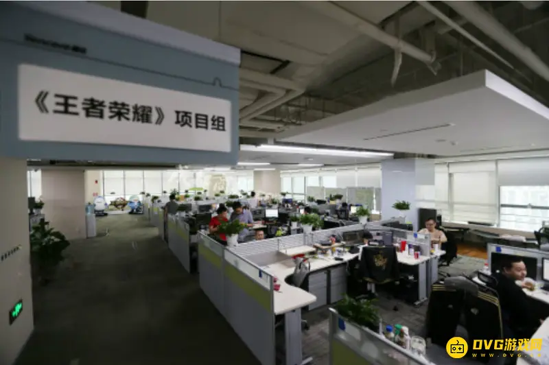 《王者荣耀》开发团队规模揭秘